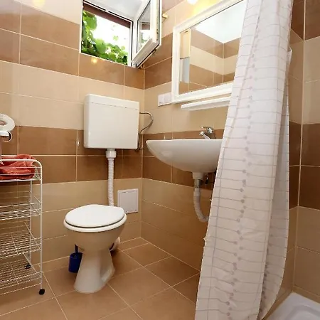 Rooms By The Sea Mavarstica, Ciovo - 10335 3*