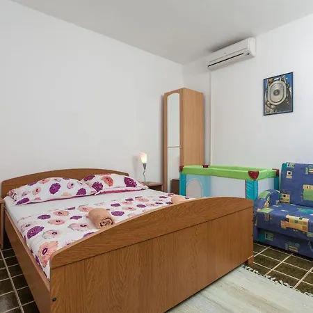 Rooms By The Sea Mavarstica, Ciovo - 10335