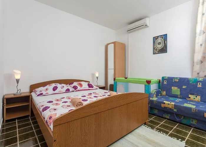 Rooms By The Sea Mavarstica, Ciovo - 10335