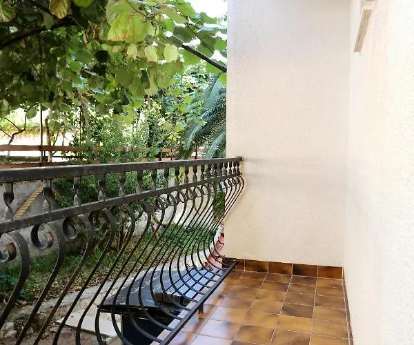 Rooms By The Sea Mavarstica, Ciovo - 10335 Pensionat