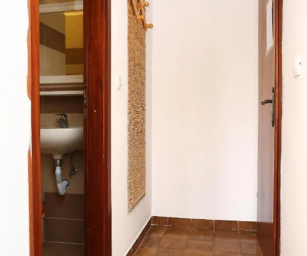 Rooms By The Sea Mavarstica, Ciovo - 10335 Pensionat 3*